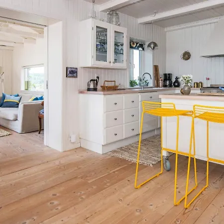 6 Person Holiday In Bjert Hébergement de vacances